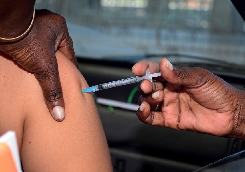 13_08_2021_Vacinao-Covid-19-Para-os-Jovens_Foto_Jefferson-Peixoto_Secom_Pms-11 13_08_2021_Vacinao-Covid-19-Para-os-Jovens_Foto_Jefferson-Peixoto_Secom_Pms-11