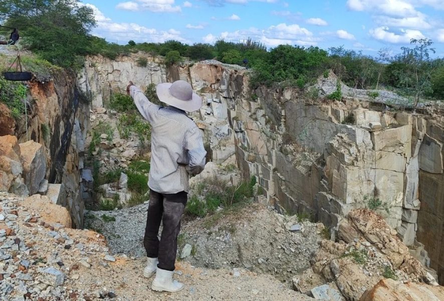 72f78b54-1c78-4599-8b62-517893274165