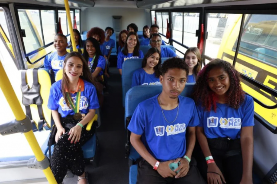 b2ap3_medium_Gratuidade-no-transporte-para-estudantes-do-Enem_-Foto-Feijo-Almeida-GOVBA b2ap3_medium_Gratuidade-no-transporte-para-estudantes-do-Enem_-Foto-Feijo-Almeida-GOVBA