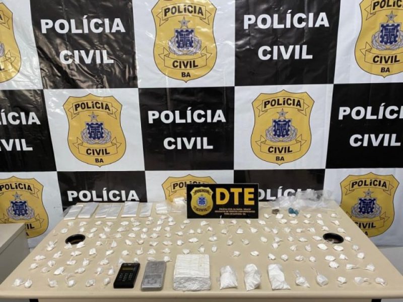 b2ap3_medium_Priso-lder-do-trfico-em-Feira-_-foto-Polcia-Civil b2ap3_medium_Priso-lder-do-trfico-em-Feira-_-foto-Polcia-Civil