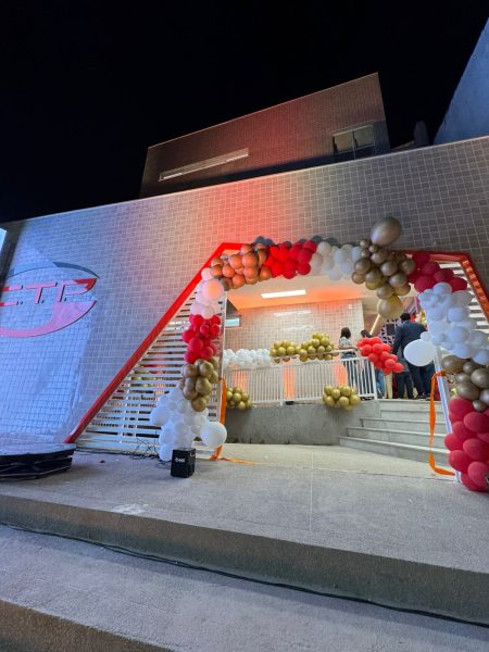 e6f0bed1-ff21-4b2d-94b3-faed881e5797 e6f0bed1-ff21-4b2d-94b3-faed881e5797