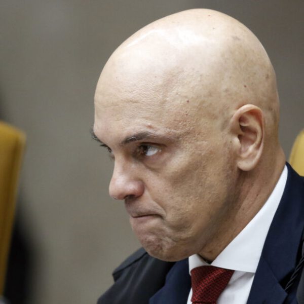 moraes-620×620-1 moraes-620x620-1