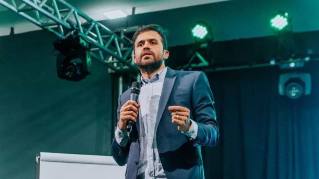 naom_62826f951a11e-2